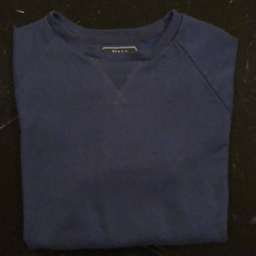 Forever 21 Men sweatshirt.